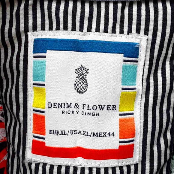 Denim & Flower Mens Hawaiian Style, Short-Sleeved, Button-Down Shirt - Picture 3 of 4